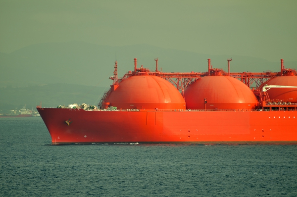 Liquefied natural gas tanker